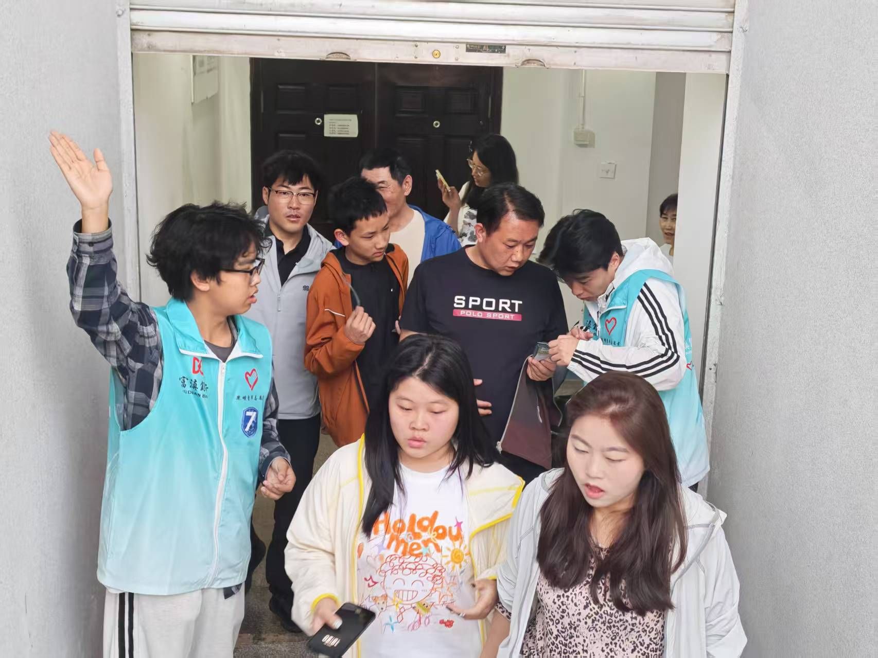 beat365官网300名志愿者助力“滇超联赛”昆明赛区顺利开展